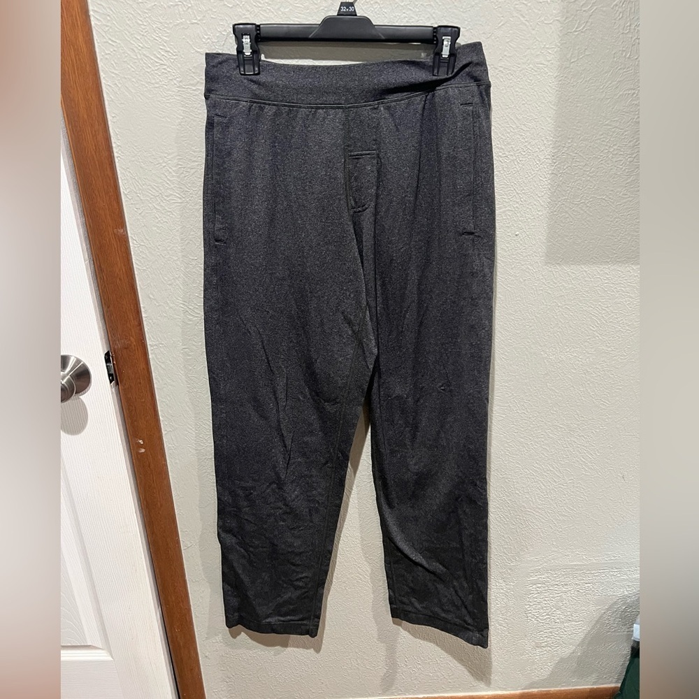 lululemon athletica Charcoal Straight Leg Pants Size M Workout Stretch Pants